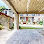 Hébergement de vacances Il Tiglio All'ombra Del Tiglio, C'è Il Bosco *